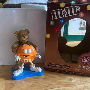 Boyd’s Bear & Friends Boo with Orange figurine